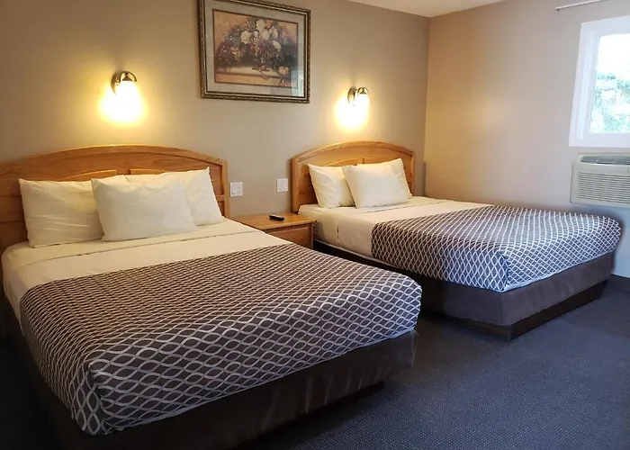 Lamplighter Inn